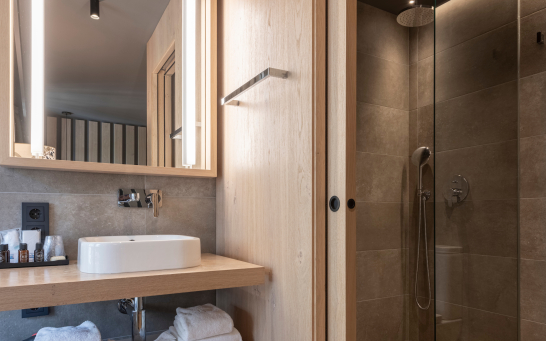 BAÑO HABITACIÓN DOBLE ESTÁNDAR